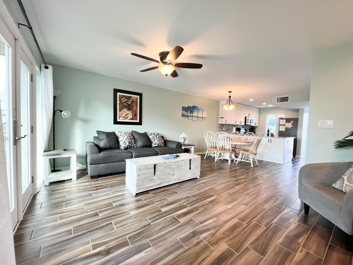Rockport Waterfront Condo With A View Εξωτερικό φωτογραφία